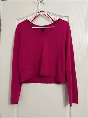 100% Merino Wool Banana Republic Scoop-Neck Lightweight Pullover